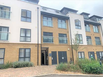 1 Bed Flat, Sapphire Court, WD17