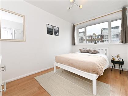 Room in a Shared Flat, Tildesley Road, SW15
