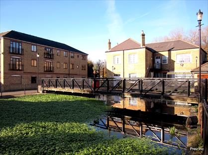 2 Bed Flat, Island House, SM4
