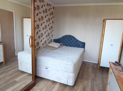 Room in a Shared Flat, Martindale House, E14