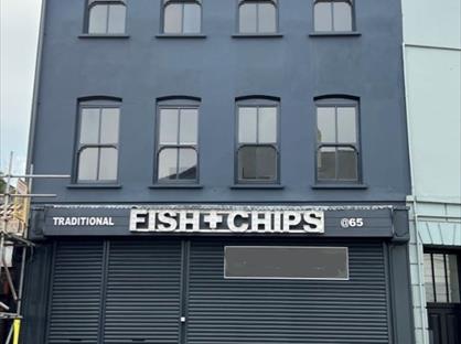 Studio Flat, Cardiff Street, CF44