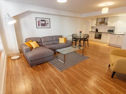 2 Bed Flat, Temple Lane, L2