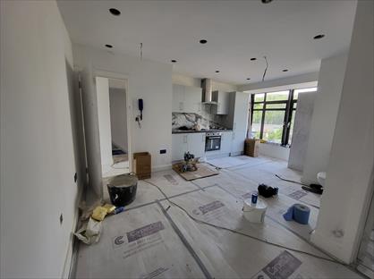 1 Bed Flat, Whyteleafe Business Village, CR3