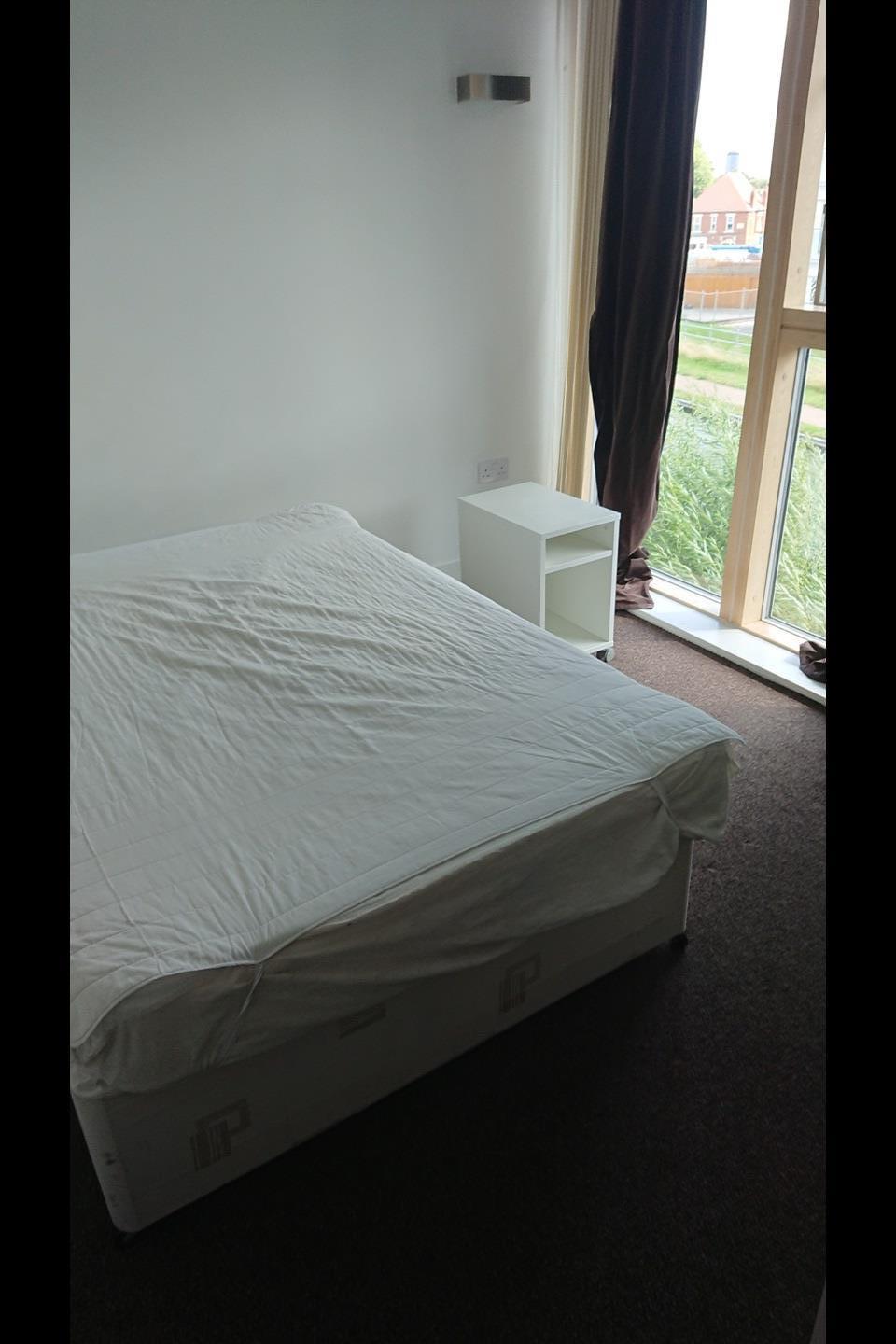 3 Bed Terraced House, The Cable Yard, CV1 photo 5