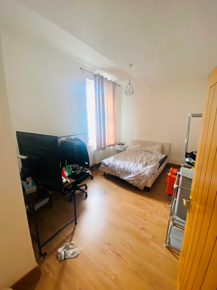 2 Bed Flat, Wellington Road, BN2 photo 3