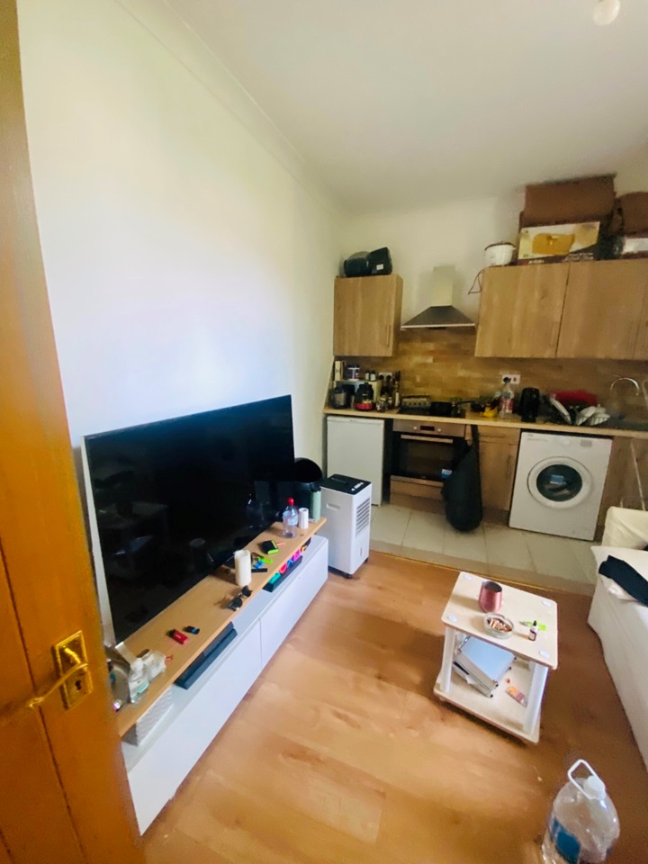 2 Bed Flat, Wellington Road, BN2 photo 5