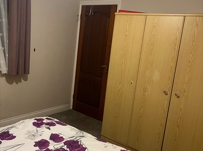 5 Bed Detached House, Chestnut Grove, SS7