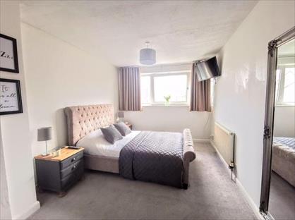 3 Bed Semi-Detached House, Northern Road, HP19