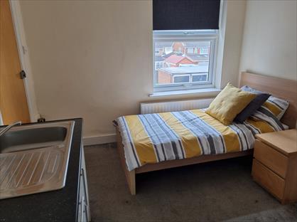 Room in a Shared House, Manor Road, HP20