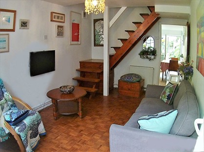 2 Bed Terraced House, Queen St, TR18