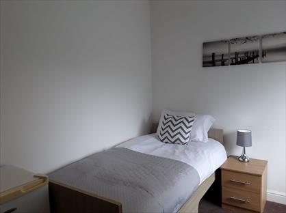 Room in a Shared House, Carolgate, DN22