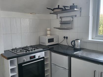 Studio Flat, Park Avenue, NW2