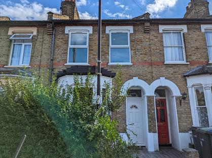 3 Bed Terraced House, Huxley Road, N18