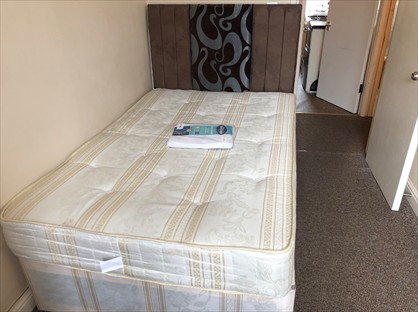 Studio Flat, Pershore Road, B30