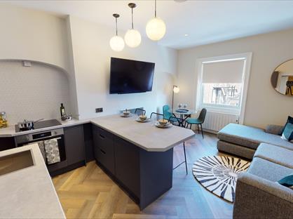 2 Bed Flat, Rodney Street, L1