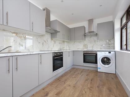 Studio Flat, Imperial Way, BR7