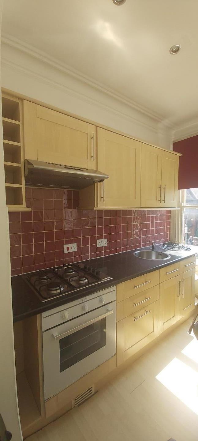 1 Bed Flat, Lorna Road, BN3 photo 5