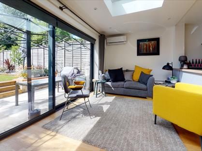 3 Bed Flat, Tyrrell Road, SE22