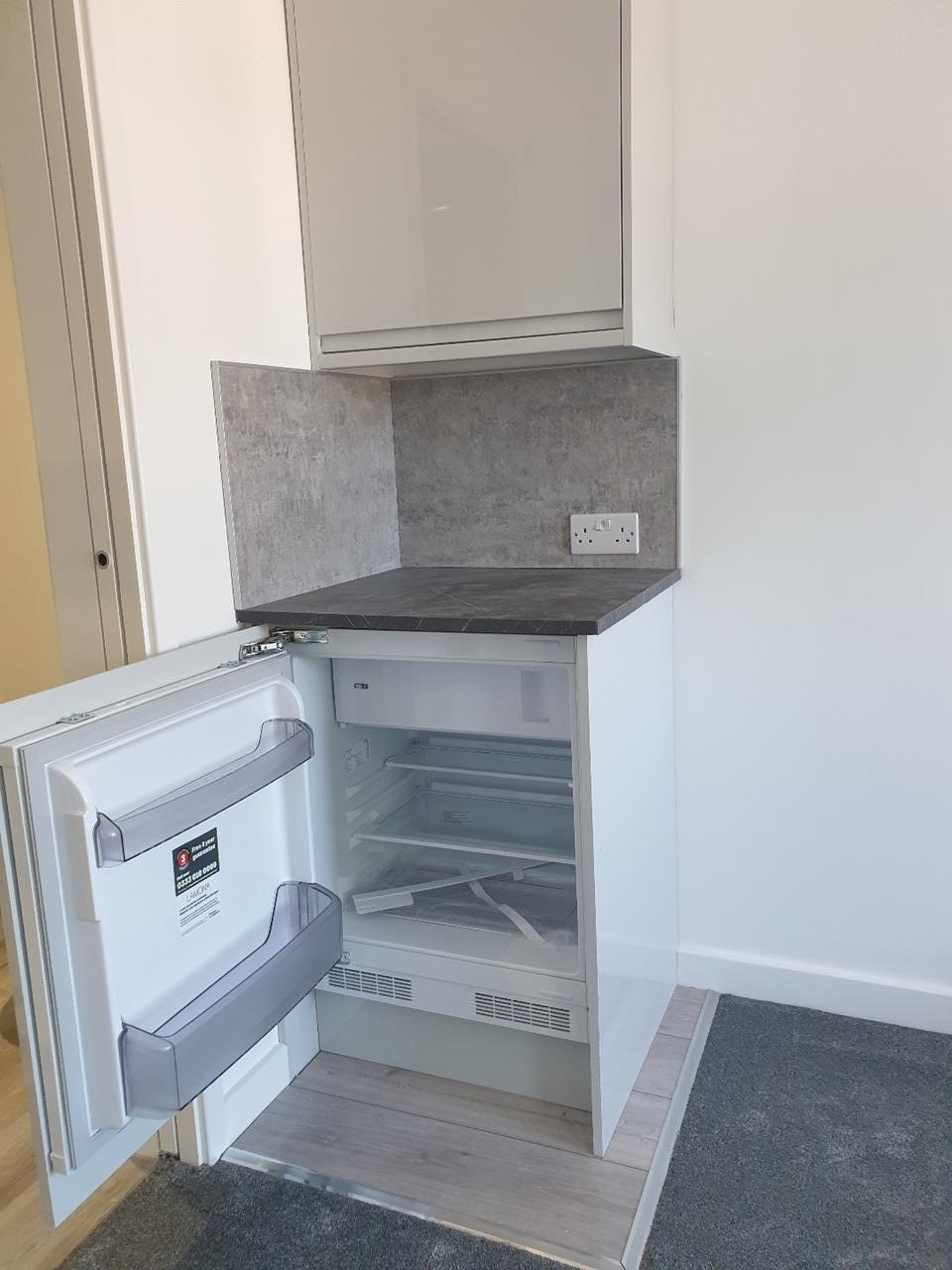 St Albans Room in a Shared House, High Street London Colney, AL2 To