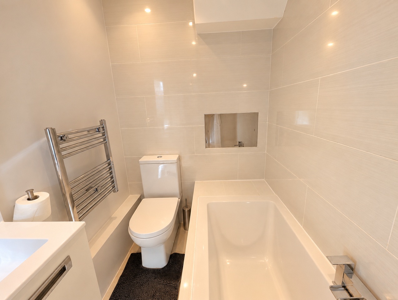 1 Bed Flat, Severn House, CF11 photo 5