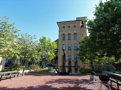 1 Bed Flat, Burrells Wharf Square, E14