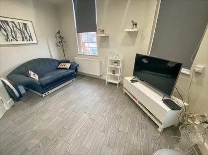 1 Bed Flat, Gladstone Street, L25