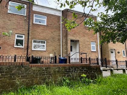 3 Bed Terraced House, Hareydene, NE5