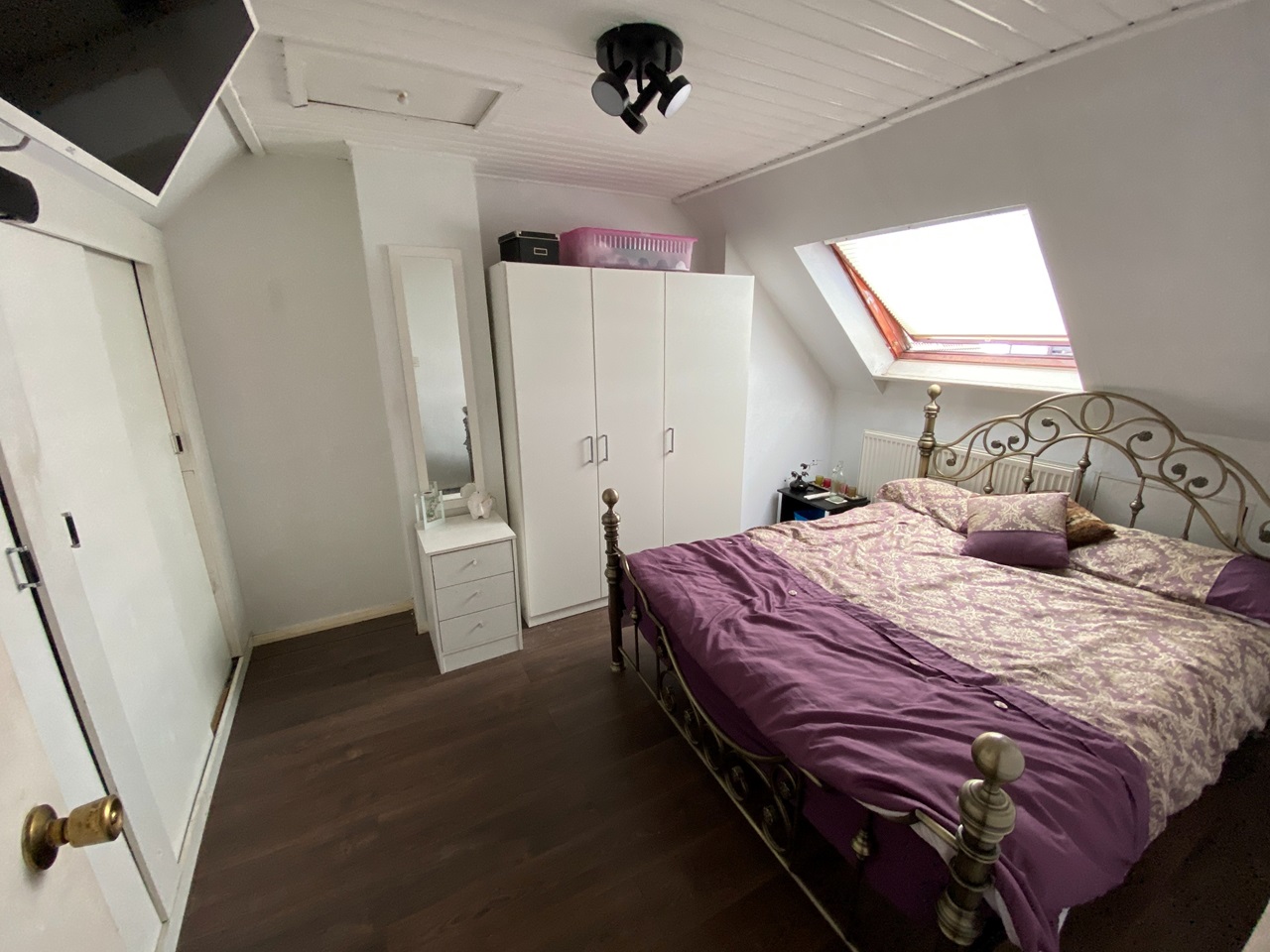 Slough 3 Bed Terraced House, Holmedale, SL2 To Rent Now for £1,800.