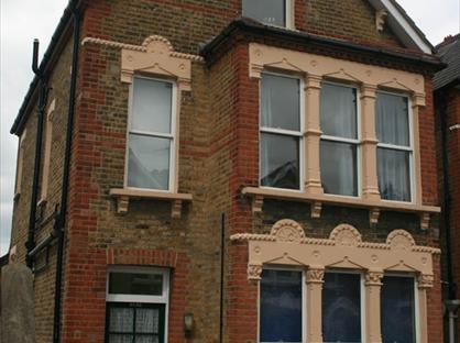 Bedsit, Halesworth Road, SE13