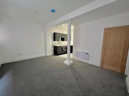1 Bed Flat, The Old Embassy, HU1