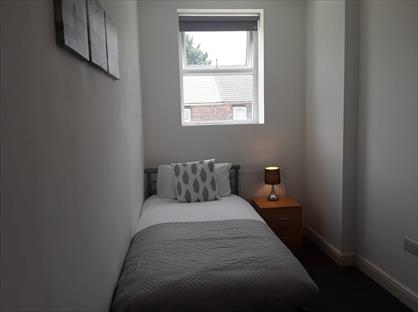 Room in a Shared House, Queen Street, DN22