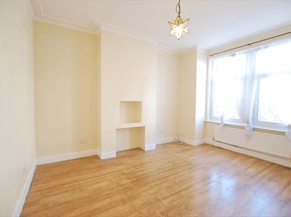 1 Bed Flat, Burford Road, SE6