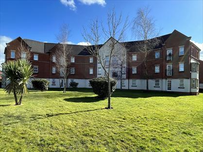 1 Bed Flat, Fusiliers Close, PR7