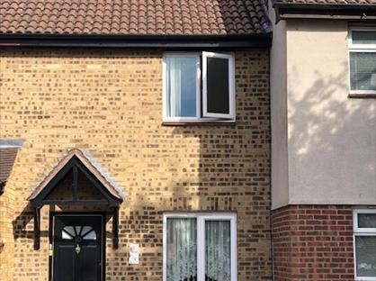 2 Bed Terraced House, Sandpiper Close, CM9