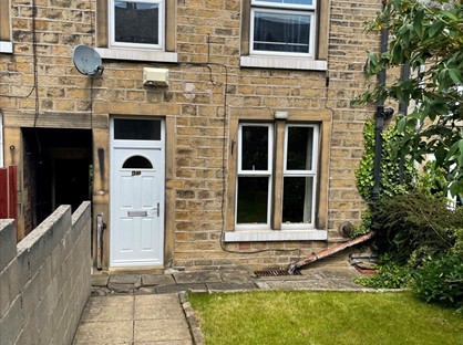 2 Bed Terraced House, Norwood Road, HD2
