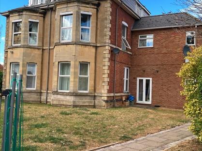 1 Bed Flat, The Limes, GL4