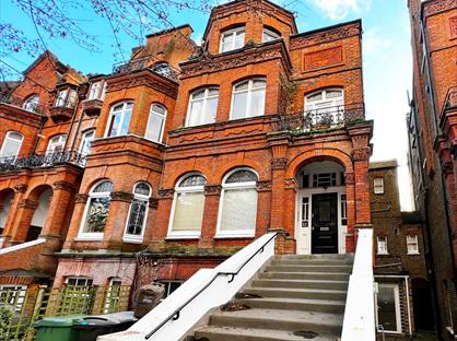 1 Bed Flat, Greencroft Gardens, NW6