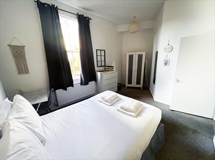 1 Bed Flat, Royal College Street, NW1