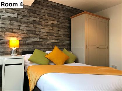 Room in a Shared House, New Road, BA14