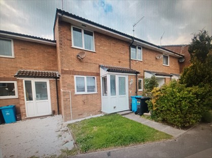 2 Bed Terraced House, Chetnole Close, BH17