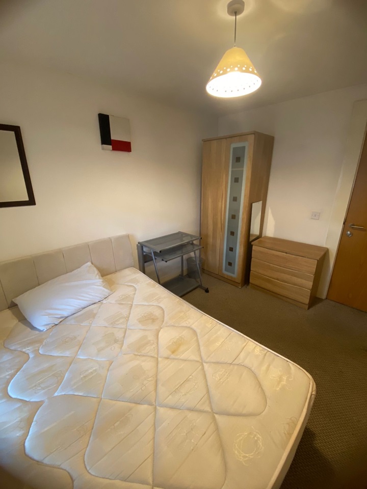 Salford 3 Bed Flat, Fresh, M3 To Rent Now for £1,500.00 p/m