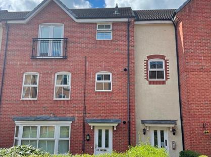 2 Bed Flat, Archers Walk, ST4