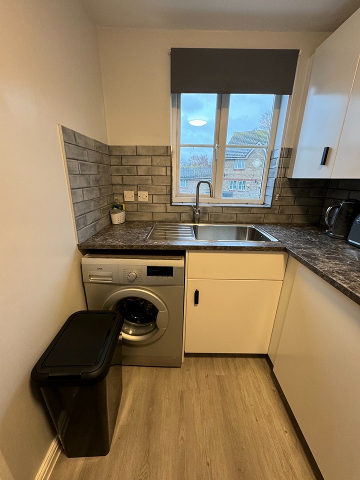 Thamesmead 2 Bed Flat, Thamesmead, SE28 To Rent Now for £1,690.00 p/m