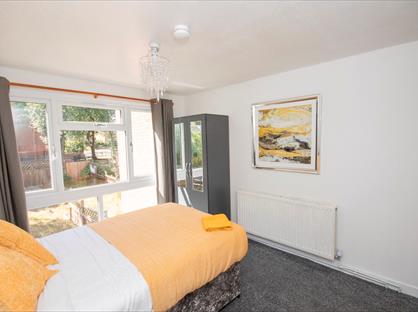 Room in a Shared House, Norton Close, B66