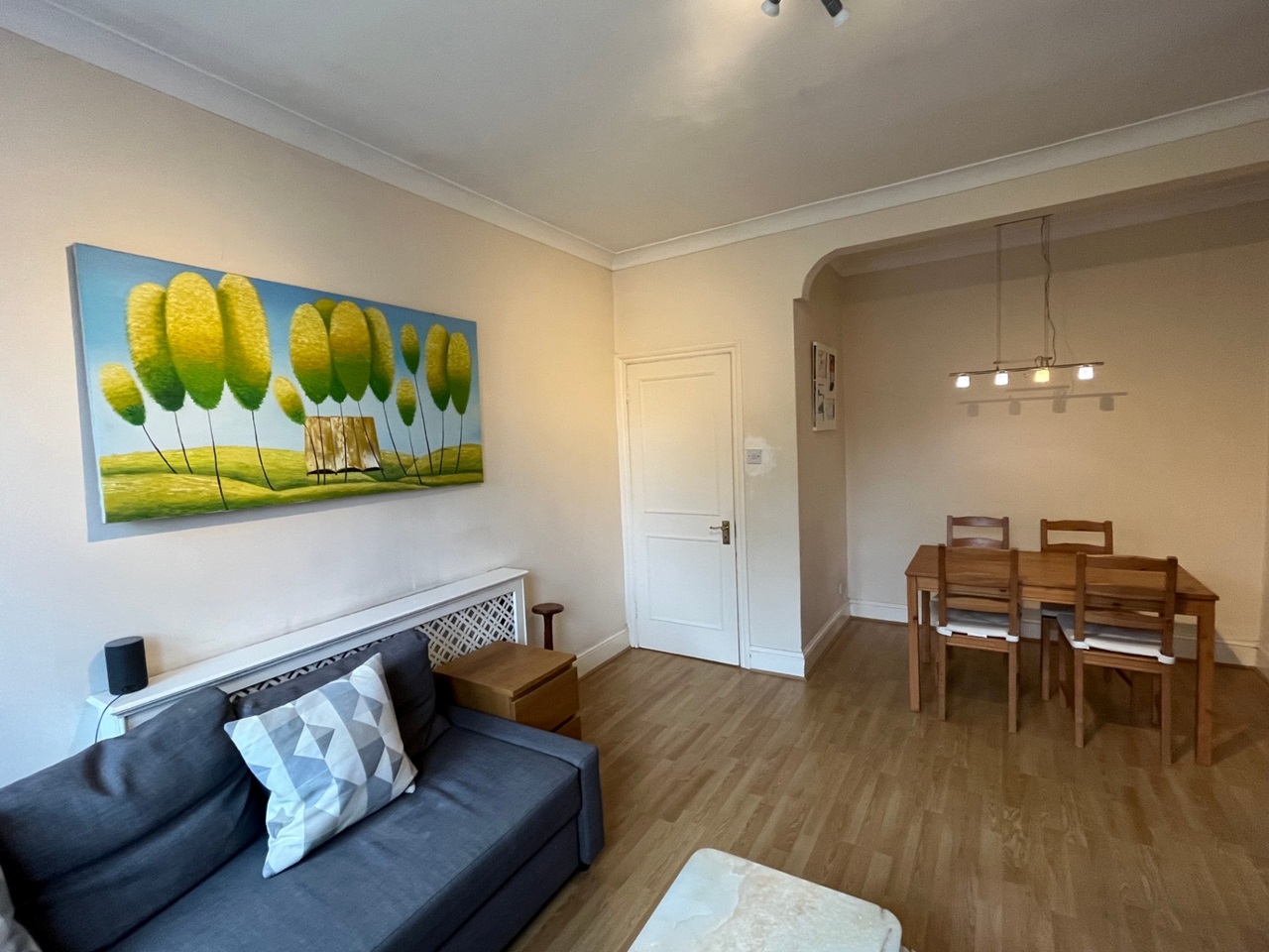 2 Bed Flat, Fentiman Road, SW8 photo 2