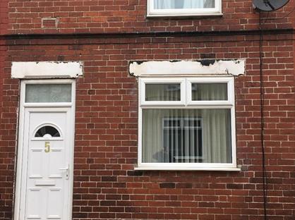 2 Bed Terraced House, Albany Place, WF9