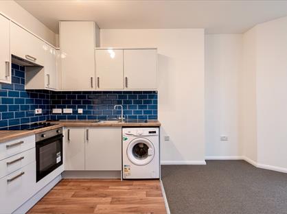 2 Bed Flat, Athelstan Road, CT9