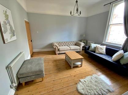 Studio Flat, Upper Clwyd Street, LL15