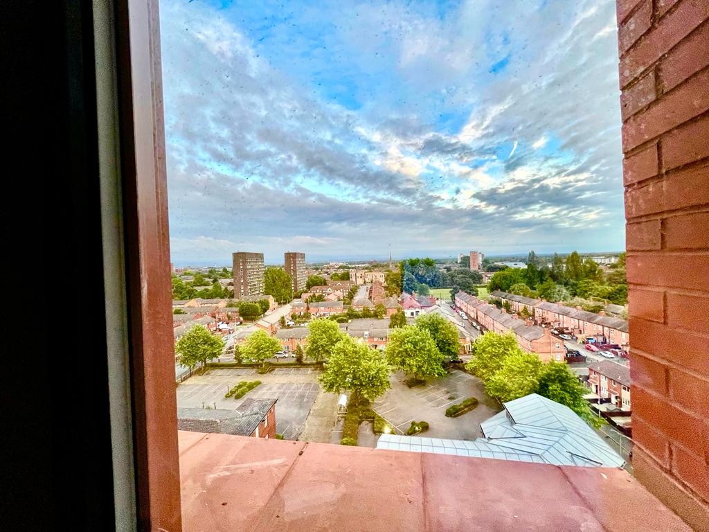 Additional image 7 of 3 Bed Flat, Spinners Way, M15, N1 7GU