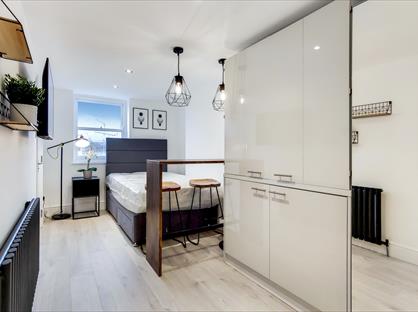 Studio Flat, Gloucester Place, NW1